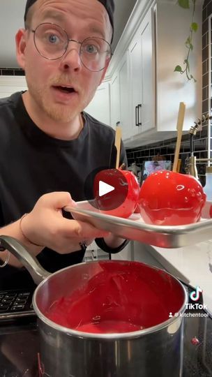 Apple Candy Recipe, Easy Candy Apple Recipe, How To Make Candy Apples, Wedding Candy Apples, Tea Party 3rd Birthday, Make Candy Apples, Tea For Three, How To Make Candy, Candy Apple Recipe