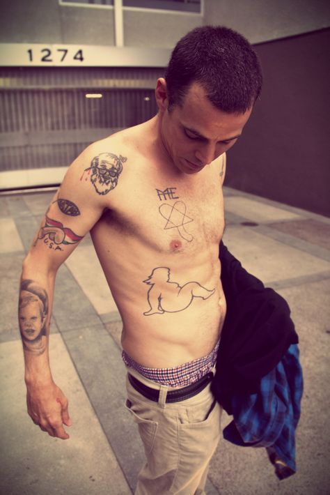 Steve-O Steve O Wallpaper, Steve Lemme, Steve O Aesthetic, Steve Kelso, S Tattoos, Hottest Guys, Steve O, O Tattoo, Les Twins