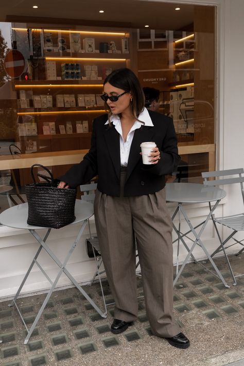 Relaxed Poplin Shirt curated on LTK Baggy Trousers Outfit, Month Of Outfits, Plus Size Inspiration, Trouser Outfit, Zara Outfit, Checked Trousers, Transition Outfits, Cold Weather Outfits, Of Outfits