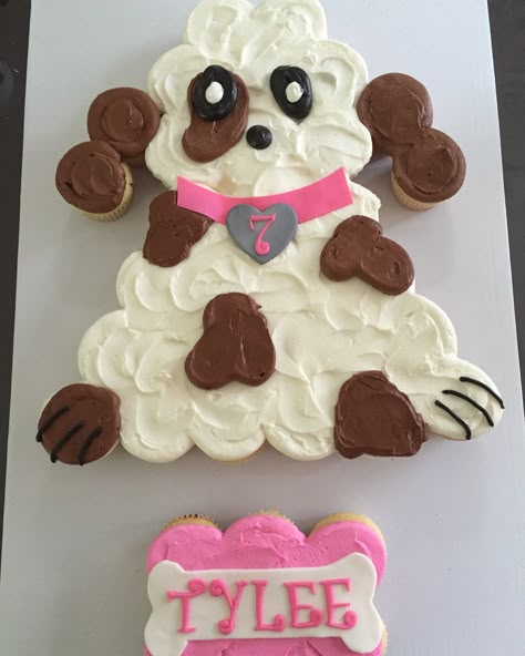 Puppy pull apart cupcake cake by Tres Sweet Cupcake Pull Apart, Pull Apart Cakes, Puppy Cupcakes, Pull Aparts, Cupcake Cake Ideas, Pull Apart Cupcake, Pull Apart Cupcake Cake, Pull Apart Cake, Cake Pulls