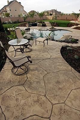 Stamp concrete style/pattern Stamped Concrete Designs, Stamped Concrete Patterns, Concrete Patio Ideas, Stamped Concrete Driveway, Concrete Patio Designs, Concrete Patios, Stamped Concrete Patio, Concrete Pool, Concrete Driveways