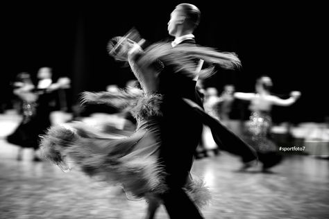 ballroom dance couple dancers waltz blurred motion black-and-white Latin Dance Aesthetic, Ballroom Dance Aesthetic, Ballroom Aesthetic, Couple Dance Videos, Dance Couple, Waltz Dance, Couple Dance, Ballroom Dancer, Dancing Aesthetic