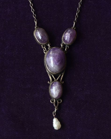 1890s Arts & Crafts Amethyst and Freshwater Pearl Necklace, Silver, $425 Dayne Aesthetic, House Dayne, Pearl Necklace Silver, Targaryen Aesthetic, Birthstone Colors, Game Of Thrones Houses, Freshwater Pearl Necklace, Pottery Designs, Freshwater Pearl Necklaces