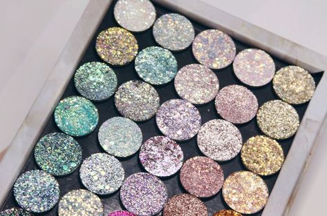 Dear Katie Brown ® on Instagram: Dear Katie Brown pressed glitter single shadows are a great way to build your own custom palette! Pressed Glitter Eyeshadow Palette, Katie Brown, Magnetic Palette, Glitter Eyeshadow Palette, Glitter Eyeshadow, Build Your Own, Eyeshadow Palette, Health And Beauty, Make Your