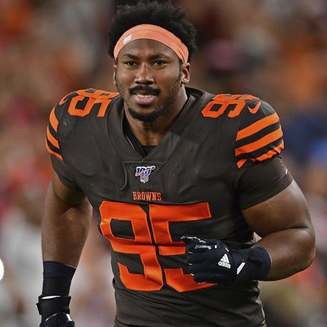 Myles Garrett, Browns Reportedly Nearing 5-Year, $125M Contract Extension | Bleacher Report | Latest News, Videos and Highlights Miles Garrett, God Physique, Browns Wallpaper, Cleveland Browns Wallpaper, Football Reference, Cleveland Browns History, Myles Garrett, Go Browns, Nfl Football Pictures