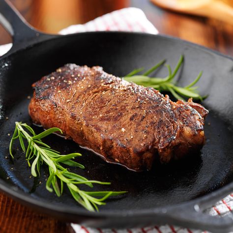 5 Best Foods to Cook in a Carbon Steel Pan — Pan of Iron, Pan of Steel New York Steak Recipe, Iron Skillet Steak, Steak Recipes Skillet, Cast Iron Skillet Steak, Striploin Steak, Cast Iron Steak, New York Strip Steak, Strip Steak Recipe, Skillet Steak