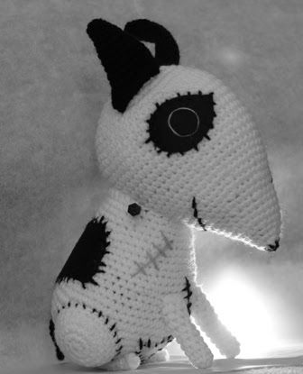 Tim Burton Crochet, Free Crochet Halloween, Crochet Halloween Patterns, Crochet Halloween, Halloween Crochet Patterns, Crochet Animals Free Patterns, Halloween Crochet, Crochet Flower Patterns, Crochet Dog