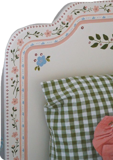 Hand Painted Headboard Ideas, Vintage Whimsical Aesthetic, Hand Painted Home Decor, Painted Headboard Ideas, Hand Painted Murals For Home, Hand Painted Furniture Diy, Hand Painted Headboard, Painted Headboards, Headboard Painting