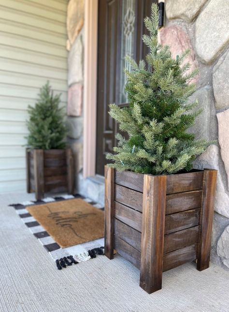 Holiday Planters, Cedar Fence Pickets, Front Porch Planters, Outdoor Christmas Planters, Mini Christmas Trees, Cedar Planter Box, Holiday Planter, Fence Pickets, Planter Project