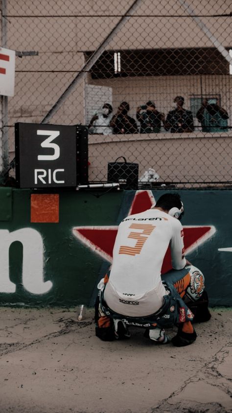 Daniel Ricciardo Shoey Wallpaper, All Good All Ways Daniel Ricciardo, Odell Beckham Jr Wallpapers, Daniel Riccardo, F1 Motor, F1 Aesthetic, Danny Ric, British Grand Prix, Odell Beckham Jr