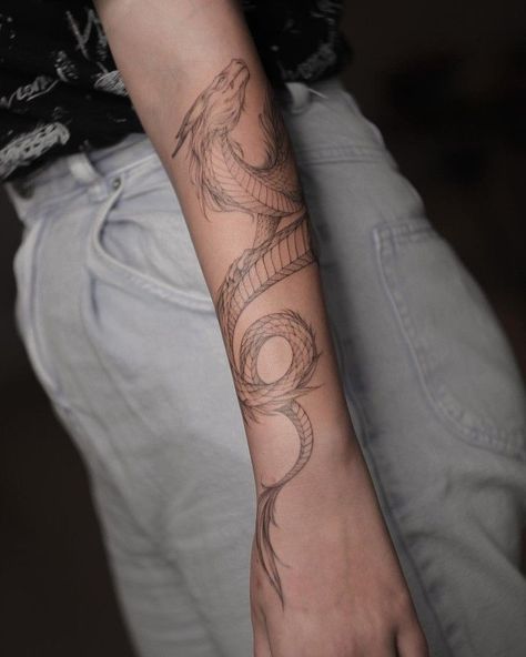 Dragon Tattoo Around Arm, Dragon Tattoo Wrist, Dragon Tattoo Wrapped Around Arm, Dragon Tattoo Forearm, Dragon Tattoo Shoulder, Tatuaje Studio Ghibli, Arm Wrap Tattoo, Plant Tattoos, Wrap Around Wrist Tattoos