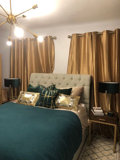 Black Gold Dark Green Bedroom, Grey Green Gold White Bedroom, Hunter Green And Yellow Bedroom, Green Gold Tan Bedroom, Navy Green And Gold Bedroom, Rose Gold And Green Bedroom, Hunter Green And Gold Bathroom, Emerald Green And Gold Room Ideas Bedroom, Olive Green Black And Gold Bedroom