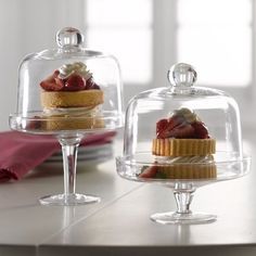 Cute tiny cake stand Glass Cupcake Stand, Cake Stand With Cover, Dessert Stands, Pastry Stand, Small Cupcakes, Cake Stand With Dome, Cake Stand Display, Cake Dome, Tea Store