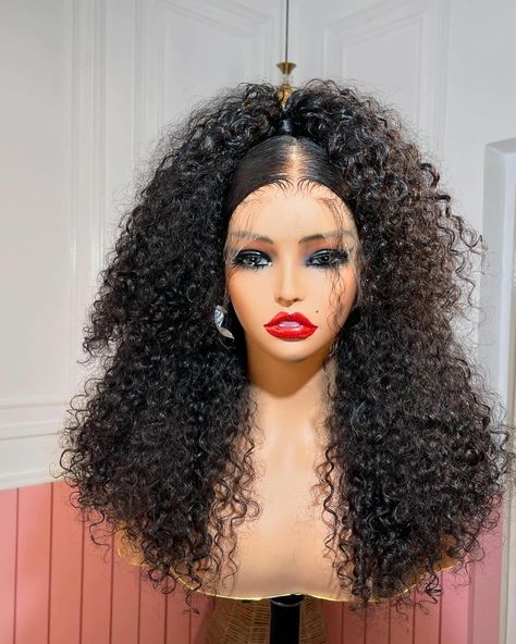 Wig Ambassador, Bratz Hairstyles, Wigs Styles, Wig Installation, Hair Lookbook, Dreadlocks Hairstyles, Lace Wigs Styles, Frontal Wig Hairstyles, Wig Styling