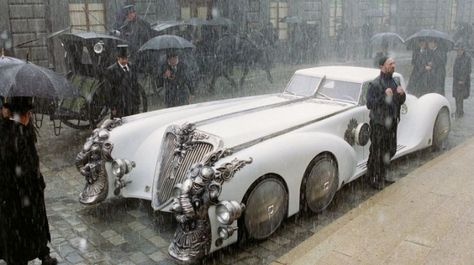 The 6-Wheeled Monster Convertible From <em>The League of Extraordinary Gentlemen</em> Is on eBay Mclaren P1 Black, Luxe Auto's, League Of Extraordinary Gentlemen, Vintage Auto's, General Lee, Aston Martin Db5, Ford Torino, Pagani Huayra, White Car