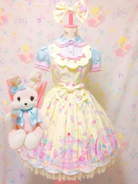 Pastel Princess Dress, Milky Planet, Angelic Pretty Dress, Harajuku Accessories, Lolita Outfits, Harajuku Girls, Pastel Fashion, Kawaii Fashion Outfits, Kawaii Aesthetic