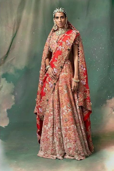 Latest Anamika Khanna Wedding Collection | WedMeGood Anamika Khanna Lehenga, Traditional Lehenga Designs, Western Outfits Men, Sew Your Own Clothes, Anamika Khanna, Shimmery Dress, Indian Textiles, Couture Week, Indian Fashion Designers