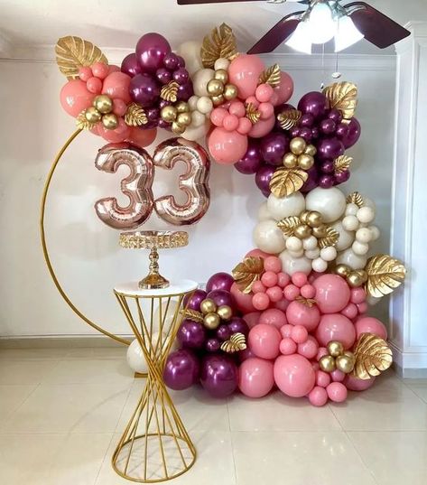 Balloon Garland For Women Birthday, Ideas Para Cumpleaños Mujer, Deco Ballon, Simple Birthday Decorations, Birthday Photo Booths, 33rd Birthday, Round Balloons, Metallic Balloons, Diy Balloon Decorations