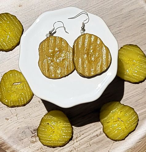 Swaggy Jewelry, Silly Jewelry, Pickle Earrings, Silly Earrings, Crazy Earrings, Pickle Gifts, Handmade Gifts For Friends, Weird Jewelry, Funny Earrings