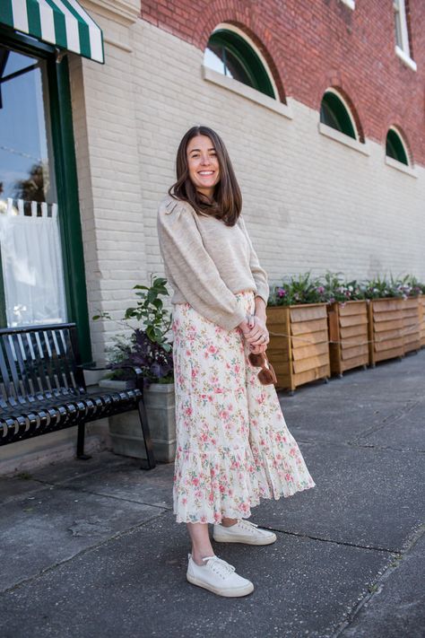 In My Feelings Preppy Style Spring, Liz Adams, Ladylike Dress, Preppy Spring, Cute Modest Outfits, Adams Family, Preppy Style Summer, Third Baby, In My Feelings