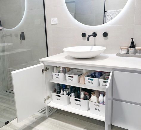 16 Brilliant Bathroom Organization Ideas | The Unlikely Hostess Ikea Organisation, Ikea Must Haves, Diy Bathroom Storage Ideas, Ikea Organization Hacks, Ikea Organization, Diy Bathroom Storage, House Organisation, Under Sink Storage, Interior Vintage