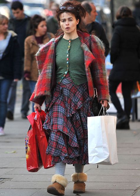 Helena Bonham Carter Dress, Helena Bonham Carter Style Outfits, Helena Bonham Carter Fashion, Helena Bonham Carter Street Style, Helena Bonham Carter Outfits, Helena Bonham Carter Aesthetic, Helena Bonham Carter Style, Helena Carter, Helen Bonham