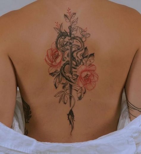 Floral Dragon Spine Tattoo, Snake And Flower Spine Tattoo, Leo Zodiac Tattoos For Women Unique, Full Back Dragon Tattoo For Women, Chinese Dragon Tattoos Back, Red And Black Spine Tattoo, Back Tattoo Ideas Spine, Anime Spine Tattoo, Dragon Spine Tattoo For Women