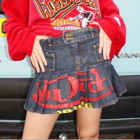 Von Dutch Skirt Outfit, Von Dutch Skirt, Dutch Clothing, Authentic Y2k, Mini Jean Skirt, Y2k Outfit Ideas, Y2k Skirt, Skirt Y2k, Y2k Denim