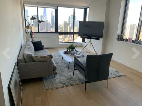 Nyc Loft Living Room, Small Loft Tv Room Ideas, Loft Appartement Aesthetic, Japan Loft Apartment, New York Studio Apartment Aesthetic Loft, Easel Tv, Rental Home Decor, Living Room Setup, Tv Set