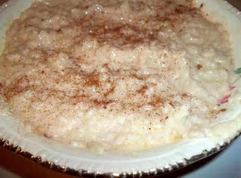 Creamy Rice Pudding, Creamy Rice, Long Grain Rice, Just A Pinch, Rice Pudding, Boiling Water, 2 Cups, Delicious Desserts, Sweet Tooth