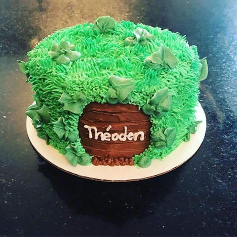 Hobbit Smash Cake, Lotr Smash Cake, Lord Of The Rings Smash Cake, One Year To Rule Them All Birthday, Hobbit Themed First Birthday, Hobbit 1st Birthday, Hobbit Birthday Cake, Hobbit Hole Cake, Lotr First Birthday