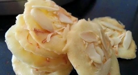 Resep Kue Kering Modern Resep Kue Kering Terbaru Yang Kekinian Garam Dapur, Almond Crispy, Almond Slice, Almond Cheese, Keju Cheddar, Crispy Cheese, Brownie Cookies, Indonesian Food, Cookie Recipes