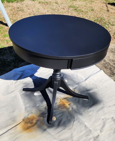 Drum Table Makeover, Side Table Makeover, Parlor Table, General Finishes Milk Paint, Painted Side Tables, Foam Paint, Drum Table, Painted Cups, Table Makeover