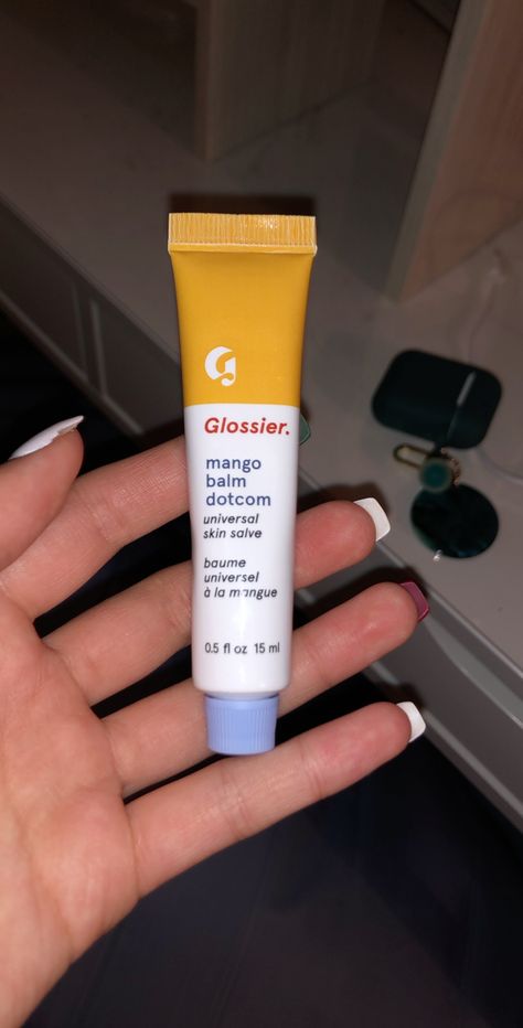 Mango Glossier, Glossier Lip, Glossier Lip Balm, Glossier Lip Gloss, Brown Outfit, Unclog Pores, Makeup Inspo, Lip Balm, Sunscreen