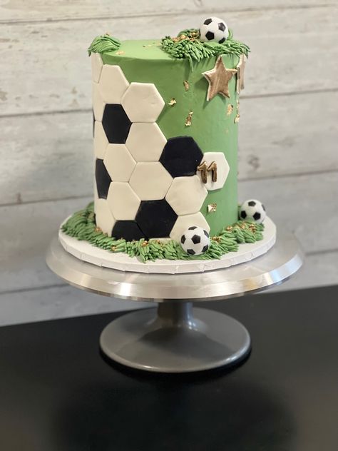 Football cake. Football Cake 2nd Birthday, Lego Football Cake, Soccer Grooms Cake, Trendy Cake Ideas, Green Birthday Cakes For Men, Green Cake For Men, Cake Football Birthday, Soccer Cake Ideas, Green Theme Cake