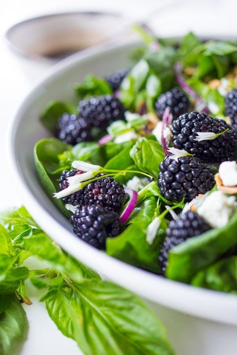 A refreshing Blackberry, Spinach and Basil Salad with crumbled goat cheese, and toasted almonds with a simple balsamic vinaigrette. GF | www.feastingathome.com Blackberry Salad, Simple Balsamic Vinaigrette, Crumbled Goat Cheese, Feasting At Home, Basil Salad, Sommer Mad, Think Food, Balsamic Vinaigrette, Summer Salad