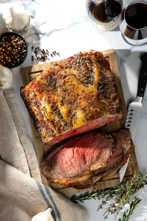 Impress your guests this holiday with a Garlic Herb Crust New York Strip Roast, dressed with an herb rub and roasted until perfectly juicy. Herb Crusted Rib Roast, Ribeye Steak Roast Recipes, Ribeye Loin Recipe, New York Strip Loin Roast How To Cook, New York Strip Loin Roast, New York Roast Recipe Ovens, Ny Strip Roast Recipes, New York Strip Roast Recipes, New York Roast Recipe