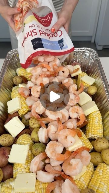 Elaine Carols Kitchen, Seafood Boil Party, Shrimp Boil Recipe, Southern Dinner, Seafood Dish Recipes, Country Boil, Low Country Boil, Seafood Bake, Seafood Boil Recipes