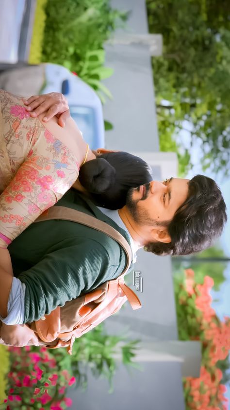 Varisu Movie Images Hd Varisu Vijay, Amma Photos, Amma Photos Hd, Thalapathy Wallpaper, Joseph Vijay, Little Brother Quotes, Kgf Photos Hd, Beautiful Profile, New Images Hd