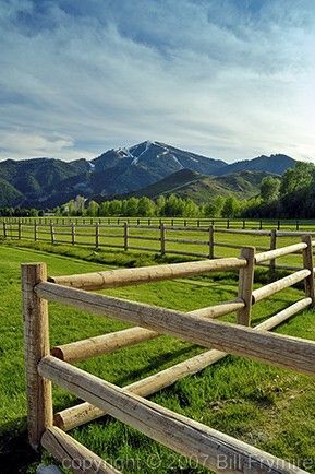 Idaho Aesthetic, Idaho Vacation, Visit Idaho, Idaho Travel, Country Fences, Sun Valley Idaho, Idaho State, Green Pasture, Ranch Life