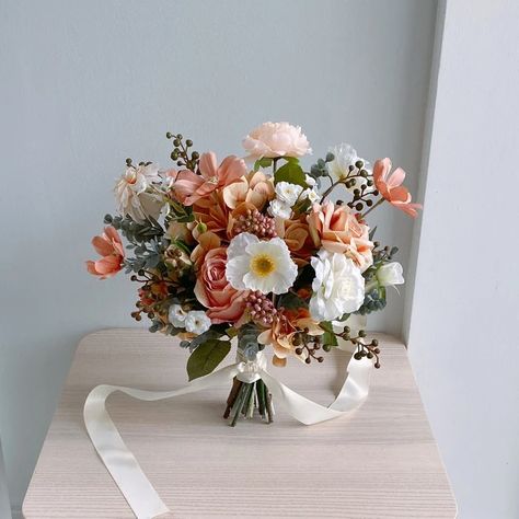 Whimsical Bridal Bouquet Fall, Peach Bouquet Wedding, Loose Bridal Bouquet, Fall Flower Arrangements Wedding, September Wedding Bouquets, Small Bride Bouquets, Fall Floral Arrangements Wedding, October Wedding Bouquets, June Wedding Bouquet