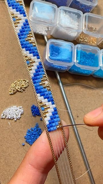 5 Bead Loom Patterns, How To Finish Beaded Loom Bracelet, Bead Loom Bracelets Patterns Free, Bead Loom Patterns Beginner, Beaded Loom Bracelets, Miyuki Bracelet Pattern, Loom Bead Bracelet, Loom Beading Patterns, Perler Bead Designs