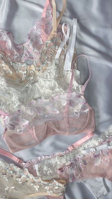 Cute Lingerie Sets, Winter Ashby, Lingerie Aesthetic, Outfit Ideas Spring, Girly Outfit, Pretty Bras, Ooty, Zara Outfit, Cute Bras