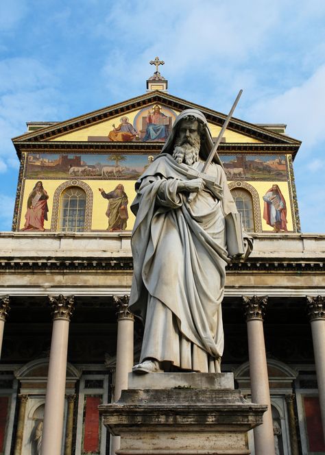 Paul in front of the basilica Ephesians 6:17 --  "Take the helmet of salvation and the sword of the Spirit, which is the word of god." San Peter, Paul The Apostle, Santi Cattolici, St Peters Basilica, Cesky Krumlov, San Paolo, San Pablo, Marble Statues, Visit Italy