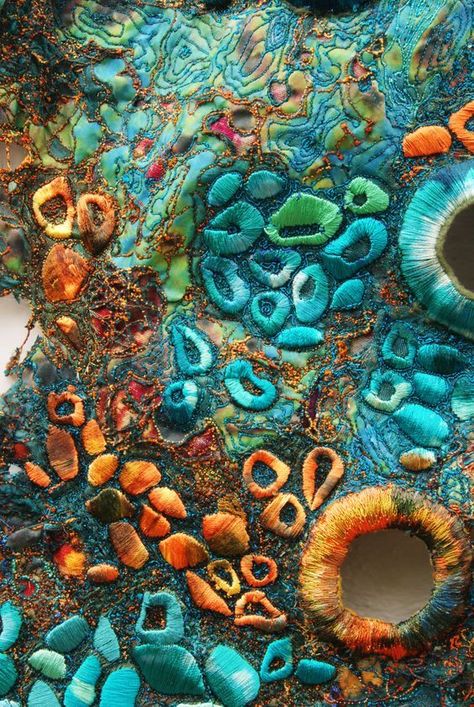 ~ It's a Colorful Life ~ — Artist Sue Hotchkis A Level Textiles, Creative Textiles, Textiles Techniques, Textile Fiber Art, Fibre Art, Tableau Art, Textile Crafts, Contemporary Abstract Art, Arte Inspo