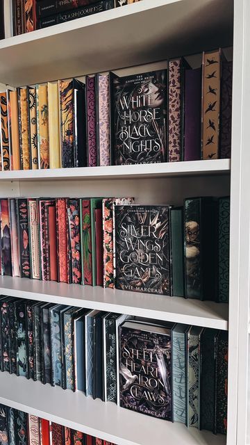 Bookshelf Makeover, Makeover Ideas, Fantasy Books, Bookshelves, Books