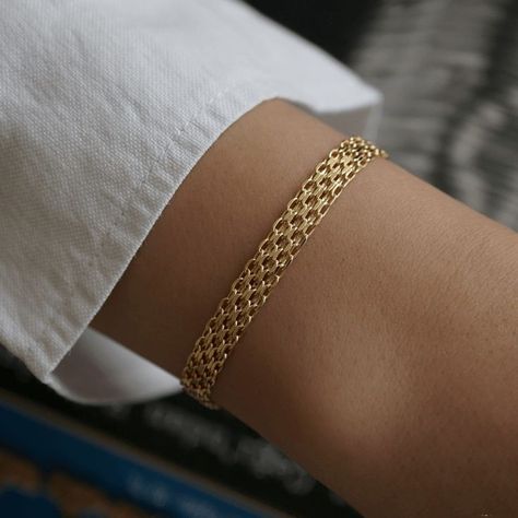 #goldbismarkchain #goldbismark #14kbismark #meshbracelet #bismarkbracelet #goldbracelet #giftforher #birthdaygiftideas Mesh Chain Bracelet, Gold Mesh Bracelets, Fine Gold Bracelet, Real Gold Jewelry For Women, Ornate Gold Bracelet, Gold Trinkets, Simple Gold Bracelet, October Jewelry, Real Gold Bracelet