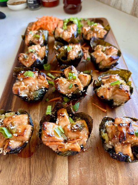 Salmon Muffins, Sushi Style, Hungry Happens, Salmon Bites, Salmon Sushi, Spicy Salmon, Salmon Recipe, Sushi Rice, Party Foods