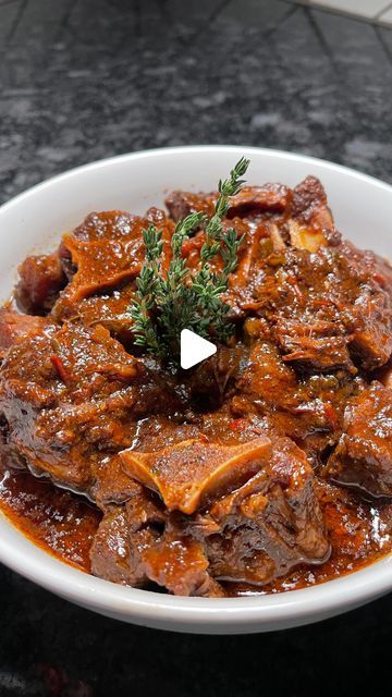 48K views · 5.4K likes | Chef Kilo P. on Instagram: "Jamaican Oxtail 🇯🇲 • Ep. 5 of my thanksgiving series. I know this isn’t a traditional thanksgiving menu item but growing up in a Jamaican family, Caribbean food was definitely apart of the spread and that included oxtail! I love sharing Jamaican recipes with you guys bc these the ones that really hit home ❤️  • Ps. Oxtail too damn expensive to not have a fire recipe for them! 😂 so try this one out, I promise it won’t disappoint! Everything is listed below but the full recipe is also on the website ☺️ • TIPS  1. Clean with lime, vinegar and water (sanitize the sink afterwards) 2. Marinate for at least 2 hours - overnight  3. Use boiling hot water. You don’t want to slow down the cooking process by using cold water.  4. Cook on med heat Ox Cheek Recipes, Oxtail Recipes Jamaican, Oxtail Recipes Crockpot, Jamaican Oxtails, Cooking Oxtails, Jamaican Oxtail, Oxtail Recipes, Traditional Thanksgiving Menu, Traditional Thanksgiving