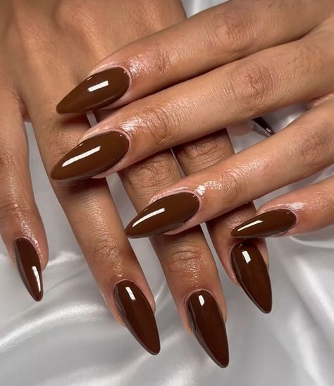 Explore 25 trending autumn nail colors for 2024, perfect for a chic seasonal look #AutumnNails2024 #FallNailTrends #SeasonalNailArt #ChicManicure #NailInspo #CozyNailColors #ElegantNails #FallBeauty #TrendyNails #NailDesigns2024 Fall Almond Nails, Simple Fall Nails, Fall Nail Trends, Seasonal Nails, Almond Nails Designs, Dry Nails, Fall Nail Colors, Brown Nails, Opi Nails